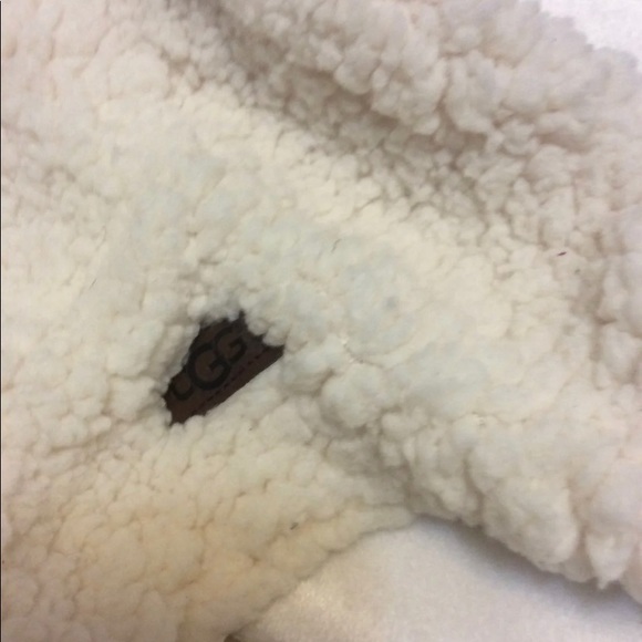 🐶 UGG Dog Fashion Full Length Sherpa Coat - Picture 5 of 6